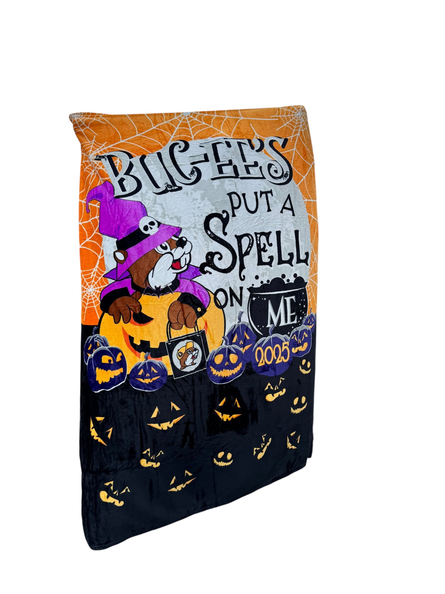 Buc-ee’s Halloween Blanket 2025 – “Cast a Spell on Me” Cozy Throw