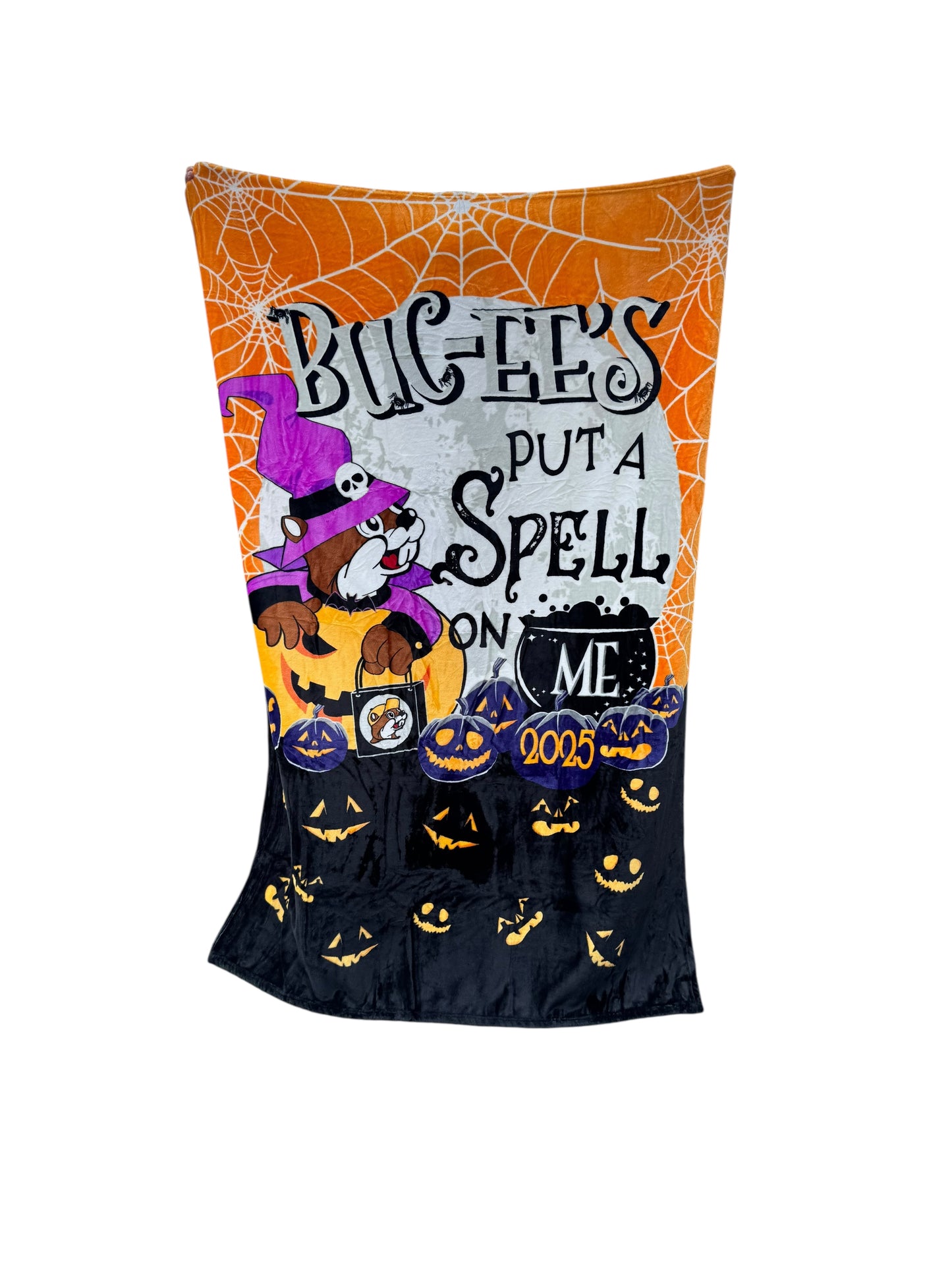 Buc-ee’s Halloween Blanket 2025 – “Cast a Spell on Me” Cozy Throw