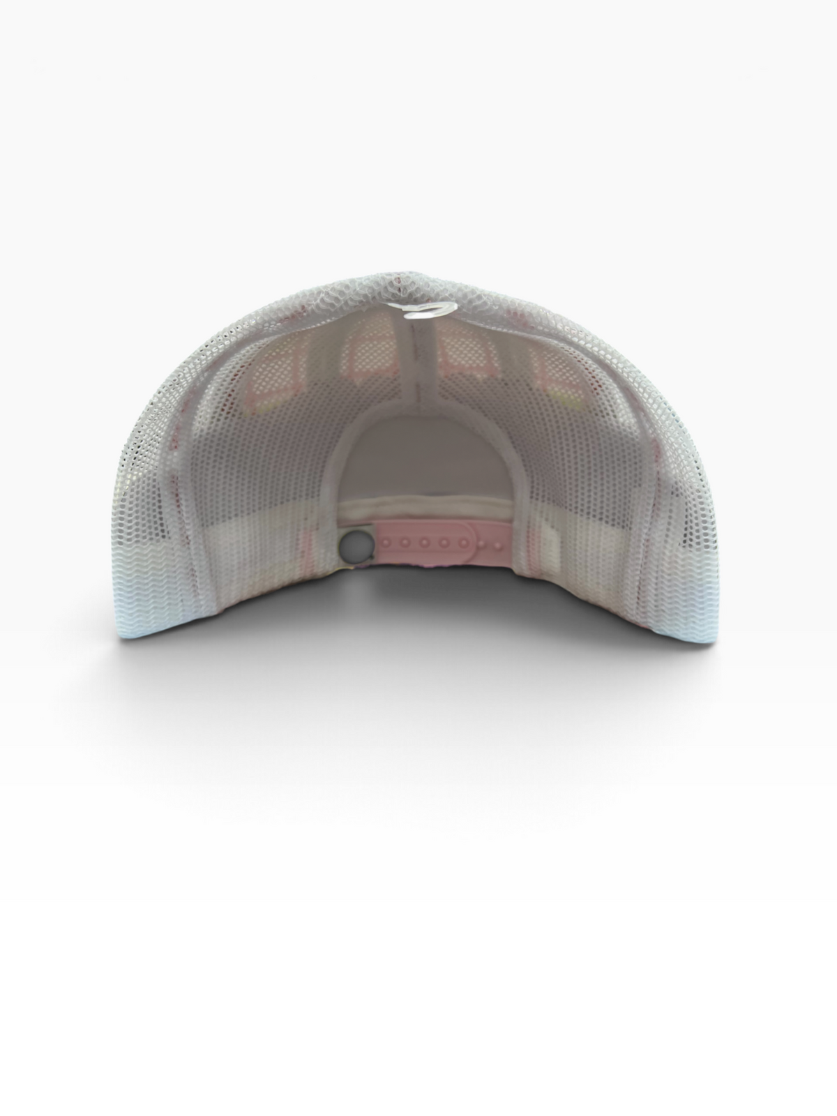 Buc-ee’s Christmas Plaid Santa Beaver Trucker Hat – Pink & Green